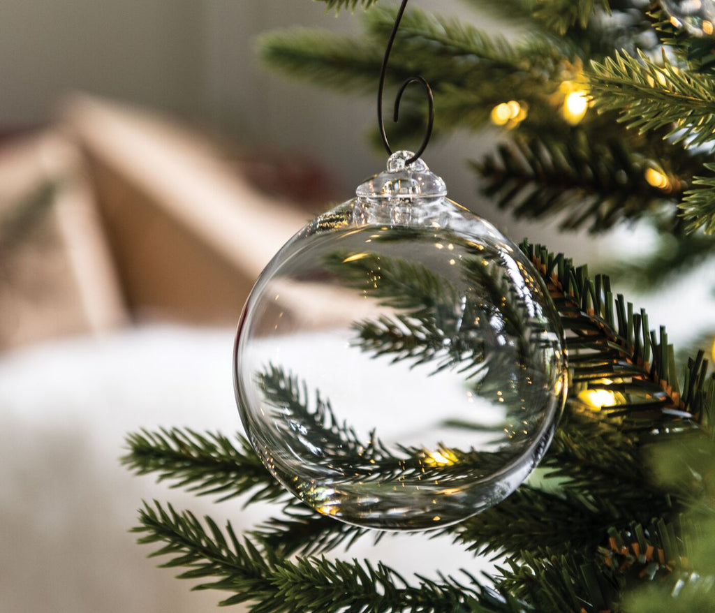 Round Ornament view 3