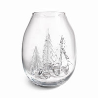 Woodstock Festive Snow Globe view 6