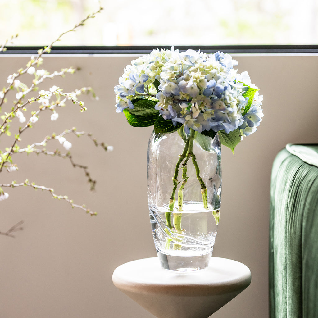 Waterbury Vase - M view 2